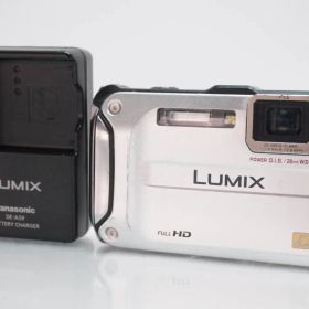 【中古】Panasonicパナソニック コンパクトデジタルカメラ LUMIXルミックス 1210万画素 DMC-FT3 防水 防塵 耐衝撃