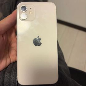 Apple iPhone 12 ホワイト 本体
