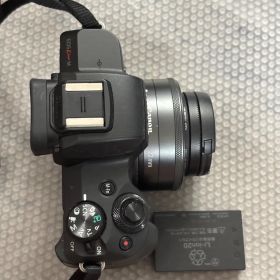 Canon EOS Kiss M 26040520