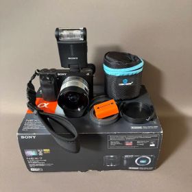 限定価格 SONY NEX7 HVL-F20AM ストロボ・超広角レンズ付属