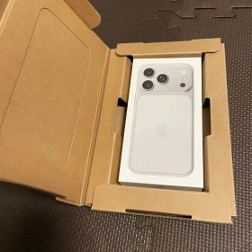 【新品未開封】iPhone17 ProMax シルバー256GB SIMフリー