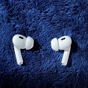 Apple AirPods Pro 第2世代 ライトニング