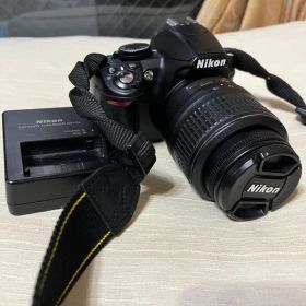 カメラNikon D3100 今月いっぱいの出品にします。