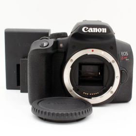 わずかシャッター数3000枚以下【新品級】CANON EOS Kiss X10i ボディ#9911