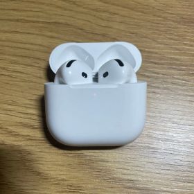Apple AirPods 第4世代 アクティブノイズキャンセリングなし
