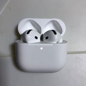 Apple AirPods 第4世代 ANC ノイズキャンセリング付き