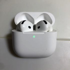 Apple AirPods 第4世代 A3058 3050 3053