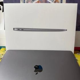APPLE MacBook Air MRE82J/A シルバー 256GB