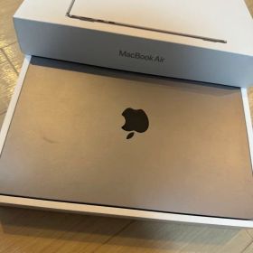 MacBook Air M2 13インチ 16GB