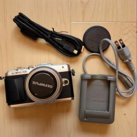 OLYMPUS PEN E-PL7 シルバー バック付き 自撮り WIFI