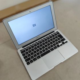 Apple MacBook Air 2011/11インチモデル /A1370/通電確認済み/Core i5/メモリ2G