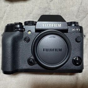 【購入可能】Fujifilm X-T1 美品 単焦点レンズ二本 社外電池 リグ