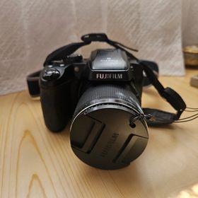 フジフイルム(富士フイルム)のFujifilm FinePix S9800 デジタルカメラ 電池式(コンパクトデジタルカメラ)