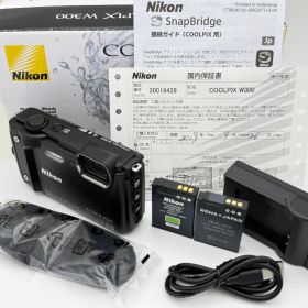【極上美品】Nikon COOLPIX W300 ブラック BK オマケ付 ニコン クールピクス デジタルカメラ 防水 耐寒 防塵