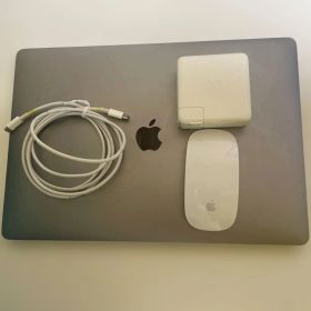 【ジャンク・マウス付】MacBook Pro 15インチ 2016