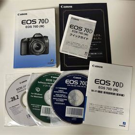 キヤノン(Canon)のCanon EOS 70D (W) デジタル一眼レフカメラ Wズームキット 他(デジタル一眼)