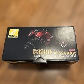 Nikon D3200 18-55 VR Kit 赤