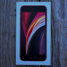 アップル(Apple)の【アメリカ版】iPhone SE 第三世代 SIMフリー64GB RED(スマートフォン本体)