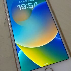 iPhone 8のメイン画像