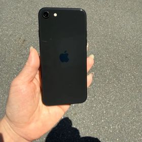 iPhone SE (第2世代) ブラック