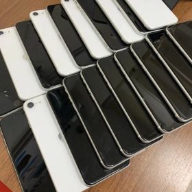 20台 セット iPhone SE2 64GB ホワイト 国内版SIMフリー