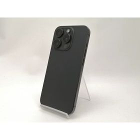 【中古】Apple 国内版 【SIMフリー】 iPhone 15 Pro 256GB ブラックチタニウム MTUC3J/A【新宿東口】保証期間1ヶ月【ランクC】