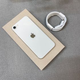 新品同様 iPhone SE第３世代 64GB スターライト 国内版 SIMフリー送料無料