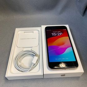 美品 国内版 SIMフリー iPhoneSE 第3世代 64GB ミットライト色