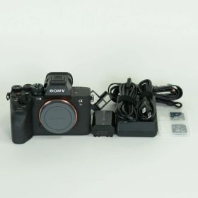 [美品 | シャッター数4,560回｜高級SDカード2枚付] SONY α7R V（ILCE-7RM5） | SONY Eマウント