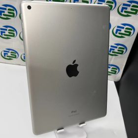 iPad第8世代 Wi-Fiモデル 128GB MYLE2J/A シルバー 訳あり ヤケ小