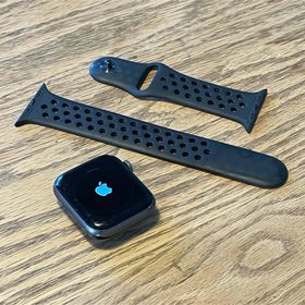 アップルウォッチ(Apple Watch)の【替バンド付！】Apple Watch Series 4、44mm NIKE(その他)