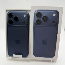 ほぼ未使用Apple iPhone 17Pro Max 256GB ブルー