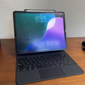 iPad Pro 12.9インチ Magic Keyboard 付き