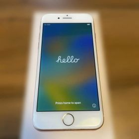 Apple iPhone 8 本体 ゴールド