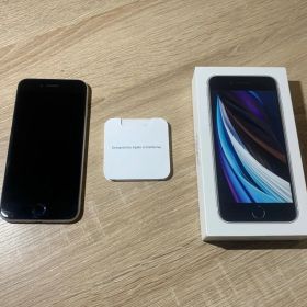 0195 iPhone SE 第二世代 128GB ホワイト ジャンク品 美品【ネ】