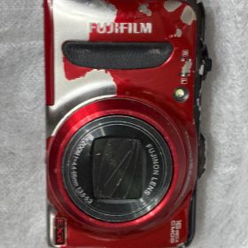 FUJIFILM FinePix F550EXR 8281