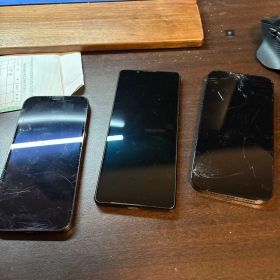 iPhone 12 、14Pro 、Xperia 1 Vセット販売
