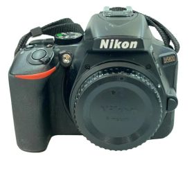 訳あり ニコン デジタル一眼レフカメラ D5600 レンズキット Nikon
