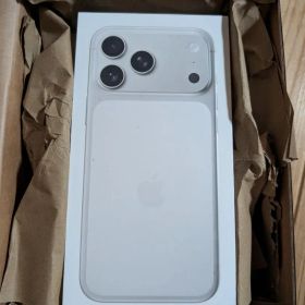 【新品未使用】iPhone17ProMax 256GB シルバー SIMフリー