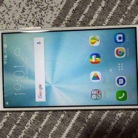 ZenFone 3 (ASUSーZ017DA) 32GB SIMフリー
