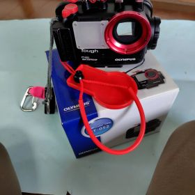 防水カメラ、プロテクター OLYMPUS Tough TG-820