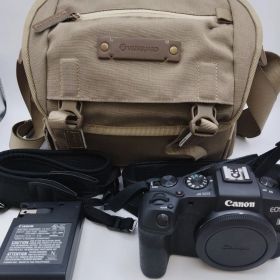 Canon EOS RP ミラーレスカメラボディデジタル バッグ付 20260504