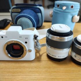 Nikon 1 V1 ダブルズームキット ホワイト