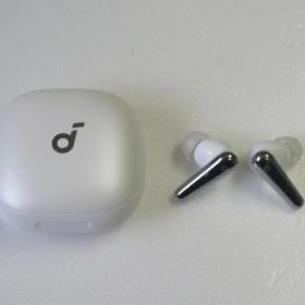 【中古品】ANKER Soundcore Liberty 4 Pro A3954 アンカー ワイヤレスイヤホン ホワイト 送料無料！