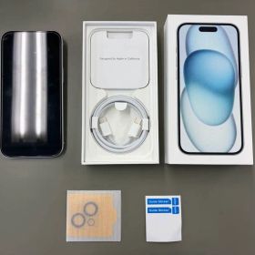 Apple iPhone 15 本体と付属品一式