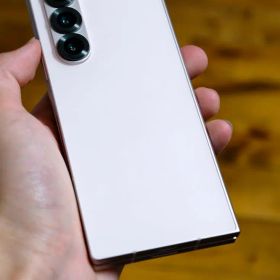 Samsung Galaxy Z Fold6 韓国版 12/256 本体のみ