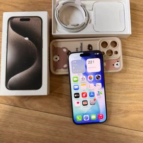 iPhone 15 pro Simフリー バッテリー90%
