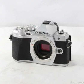 【中古】OLYMPUS(オリンパス) OM-D E-M10 Mark III ボディ シルバー 【297-ud】