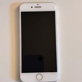 iPhone7 本体