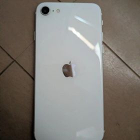 Apple iPhone SE ホワイト ジャンク品